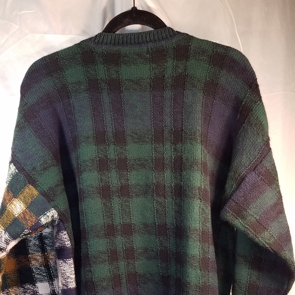 Large Bach Rach sweater - Picture 2 of 3